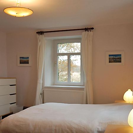 Ruhiges, gemütliches Ferienhaus mit großem Garten Waimes Exterior foto